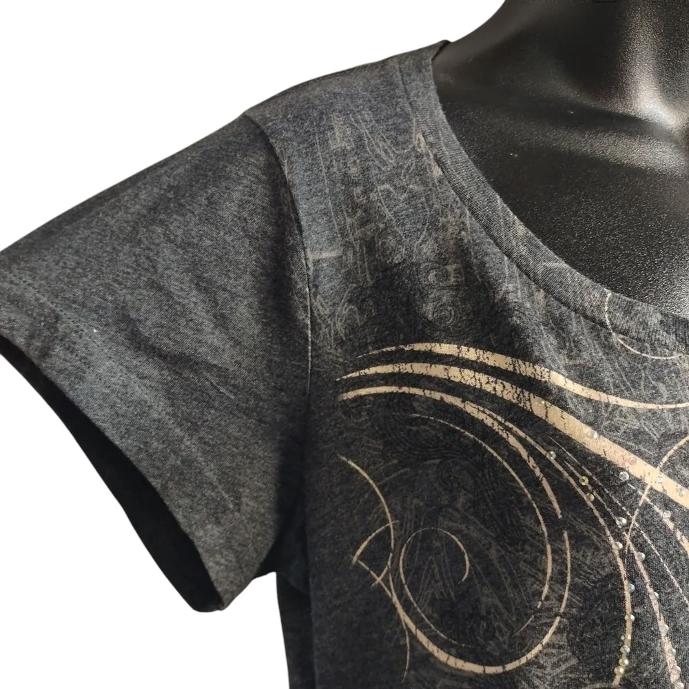 Harley-Davidson Women's Gray V-Neck  Embellished Cross Shortsleeve T-shirt Sz L